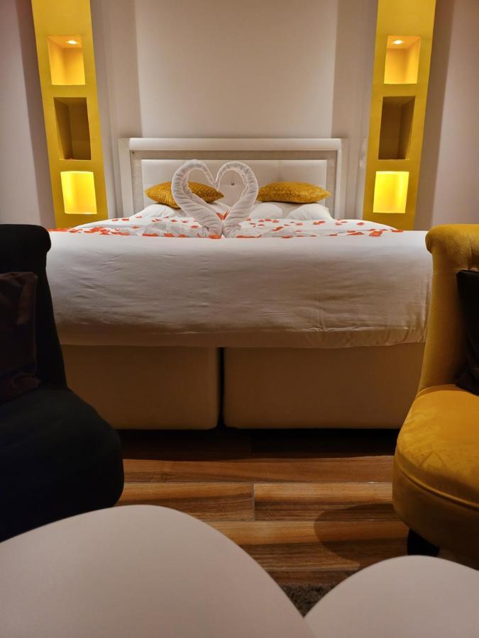 Spa Celyna Appartement Avec Jacuzzi Privatif Lião Exterior foto